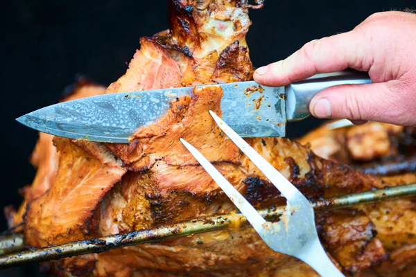 DE7 hog roast company 